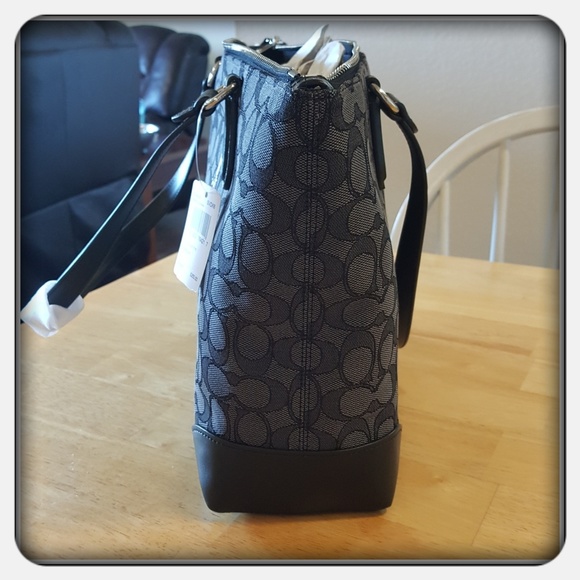 NWT Woman's Black And Grey Coach Tote - Picture 3 of 8